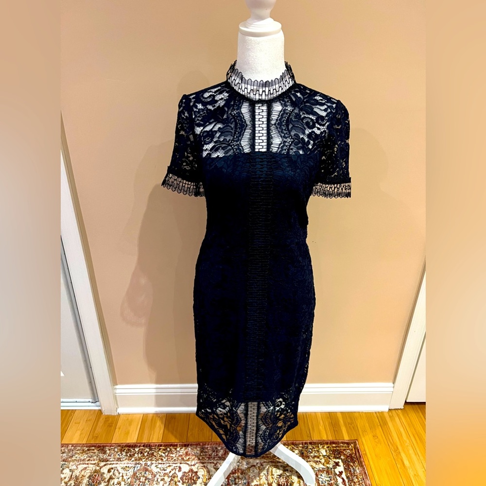 Eliza J Dress Size 6 Navy blue color